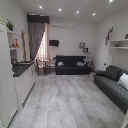 2 Passi A Napoli Bed & Breakfast Luaran gambar