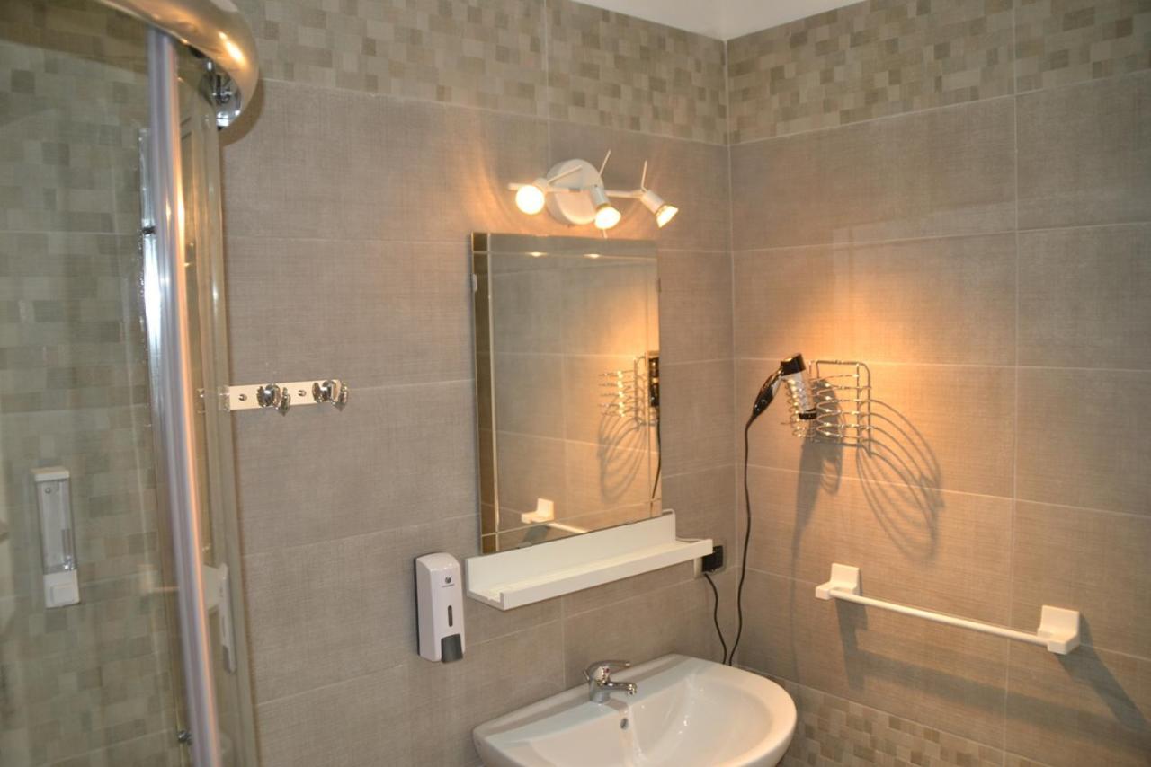 2 Passi A Napoli Bed & Breakfast Luaran gambar