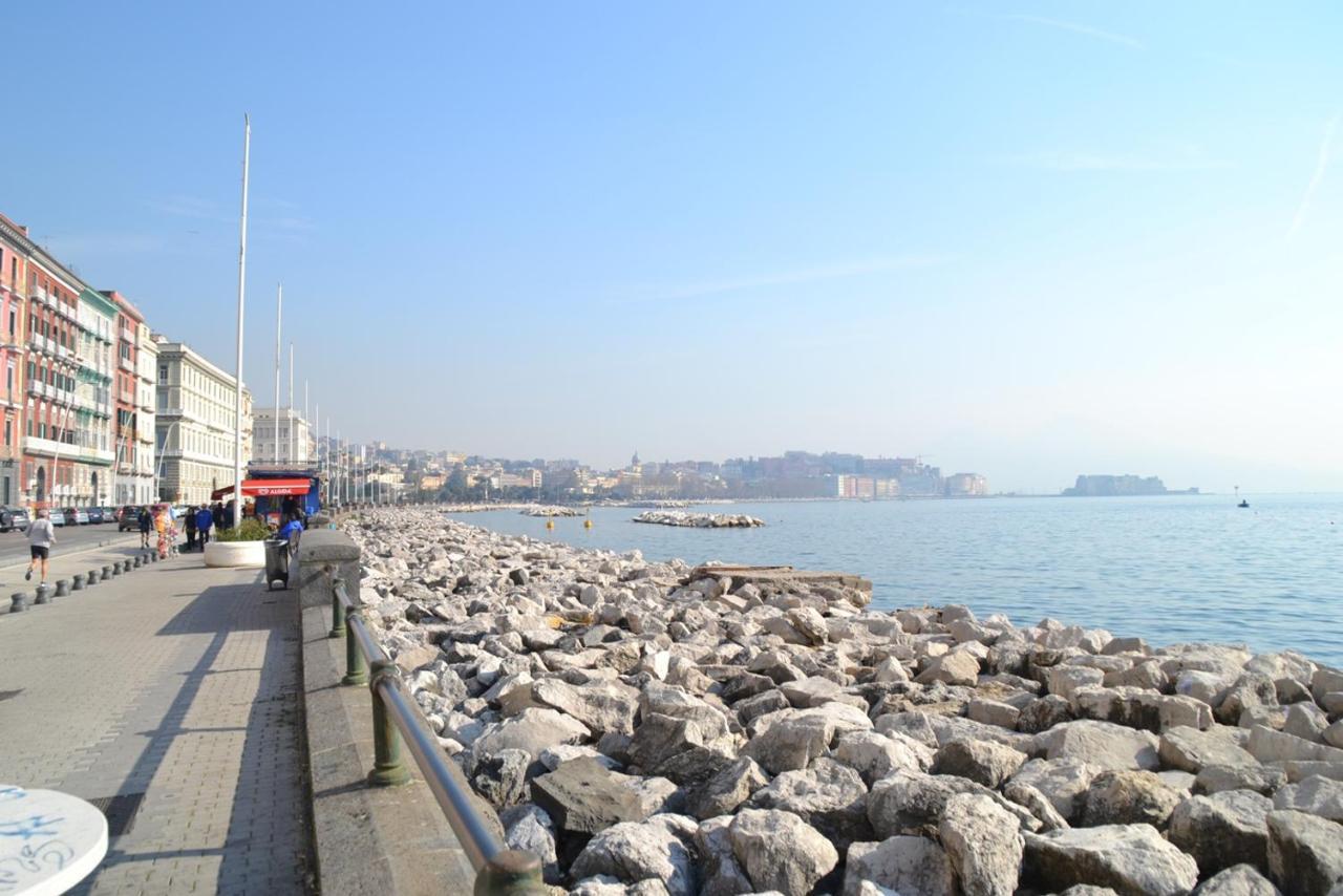 2 Passi A Napoli Bed & Breakfast Luaran gambar