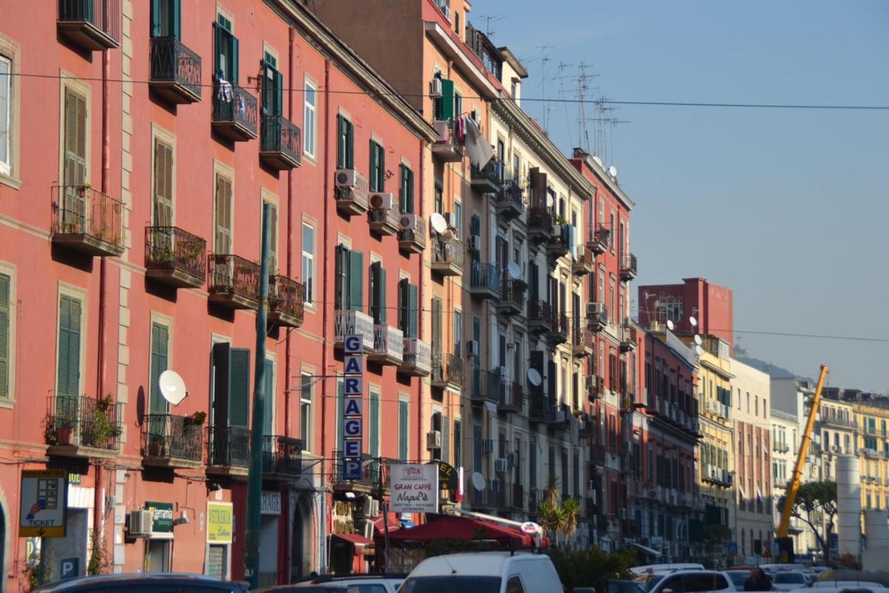 2 Passi A Napoli Bed & Breakfast Luaran gambar