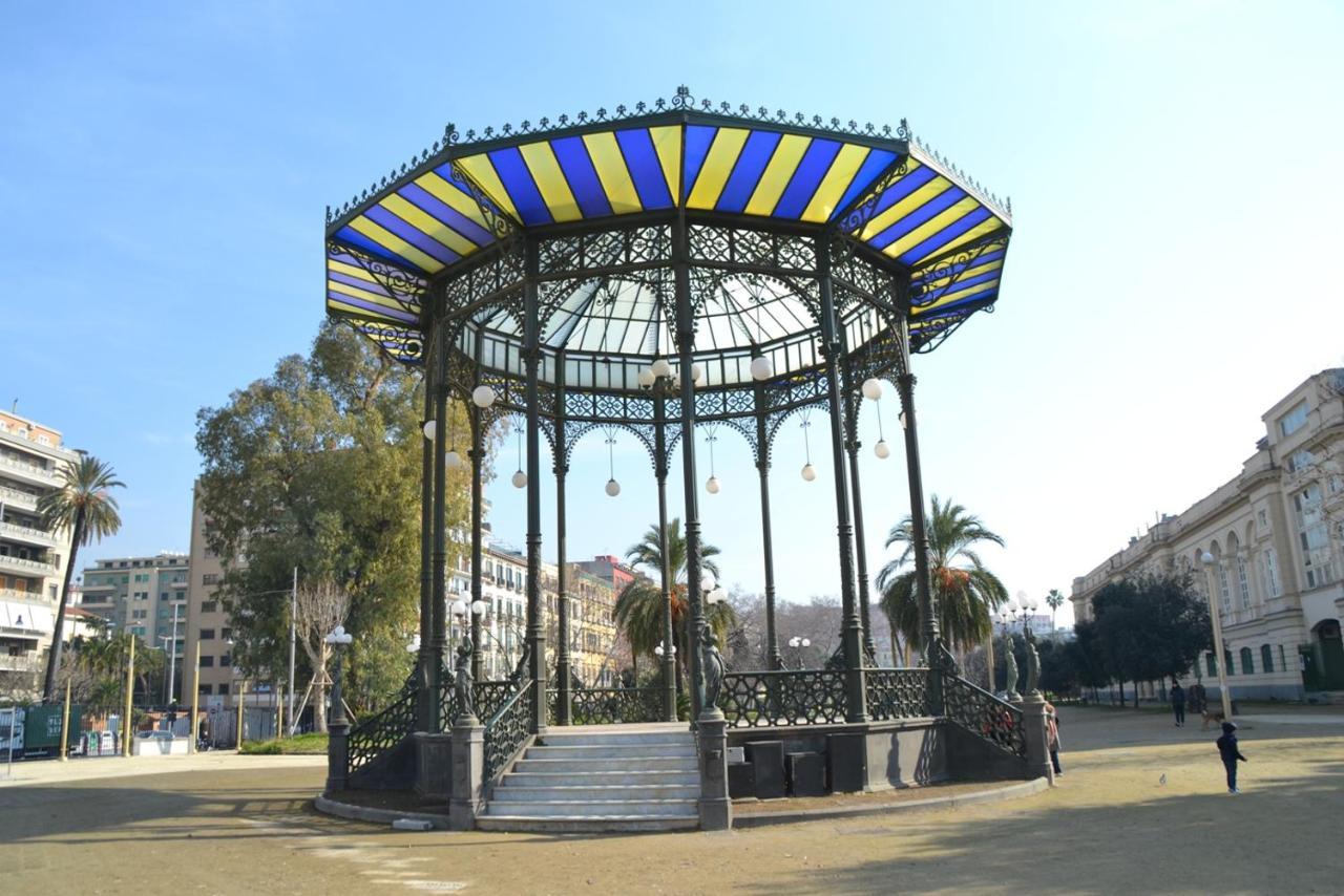 2 Passi A Napoli Bed & Breakfast Luaran gambar