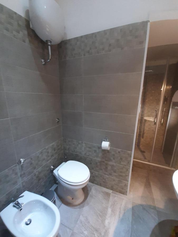 2 Passi A Napoli Bed & Breakfast Luaran gambar